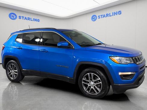 Used 2020 Jeep Compass Latitude FWD image 12