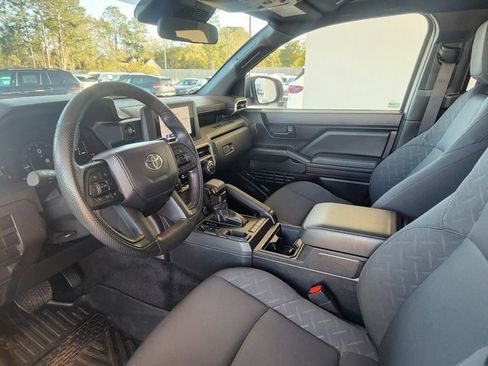Used 2024 Toyota Tacoma SR image 11