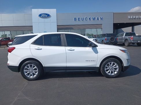 Used 2020 Chevrolet Equinox LS w/ LS Convenience Package image 11