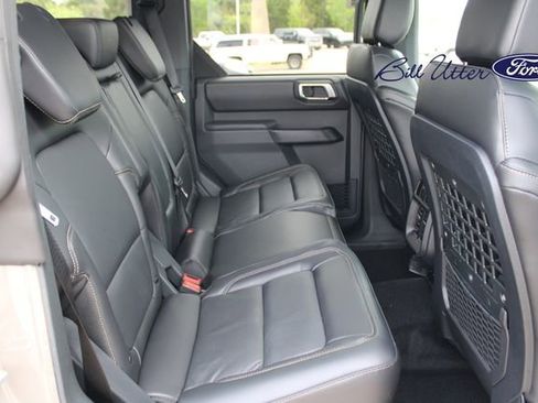 New 2026 Ford Bronco Badlands image 9