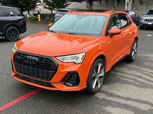 Used 2021 Audi Q3 2.0T Premium Plus w/ Premium Plus Package image 3