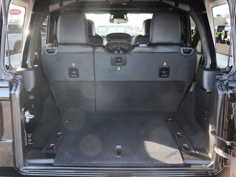 Used 2026 Jeep Wrangler Unlimited Rubicon image 23