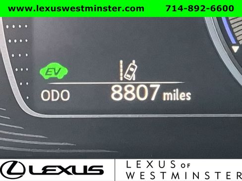 Used 2025 Lexus ES 300h w/ Premium Package FWD image 25
