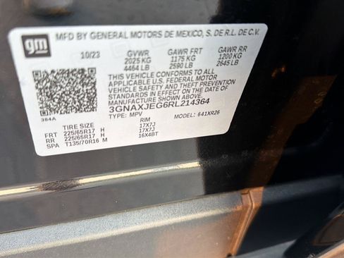 Used 2024 Chevrolet Equinox LT FWD image 39