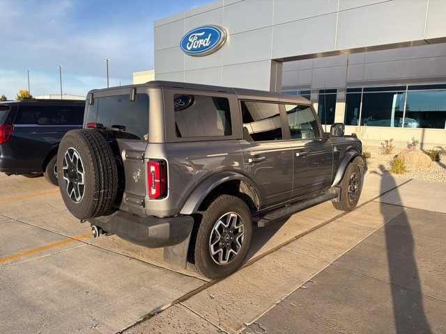 Used 2023 Ford Bronco Outer Banks AWD/4WD image 3