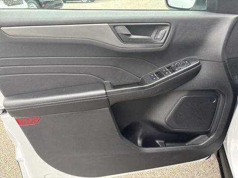 Used 2025 Ford Escape Active image 15