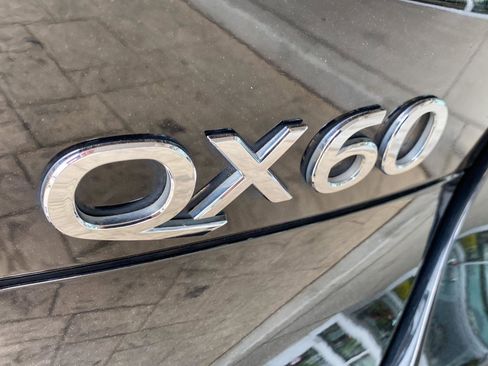 Used 2018 INFINITI QX60 Luxe w/ Deluxe Technology Package image 8