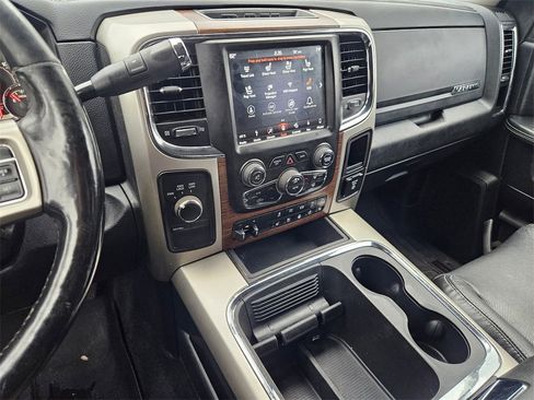Used 2018 RAM 2500 Laramie image 19