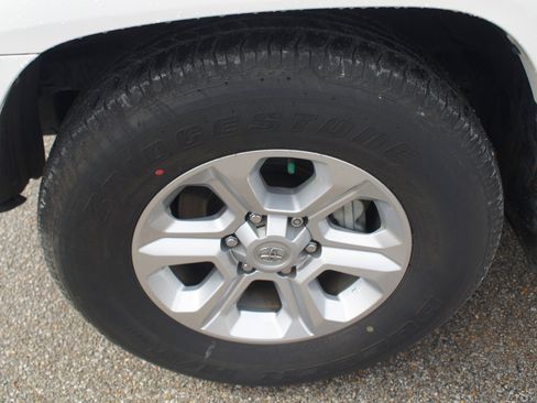 Used 2023 Toyota 4Runner SR5 Premium image 26