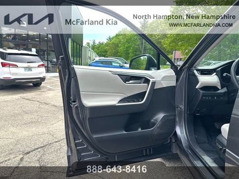 Used 2023 Toyota RAV4 XLE w/ Convenience Package AWD/4WD image 11