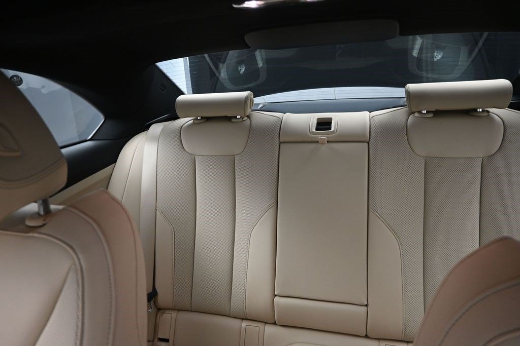 Used 2025 BMW 230i Coupe w/ Premium Package RWD image 15