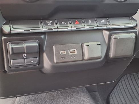 Used 2021 GMC Sierra 2500 SLE image 20