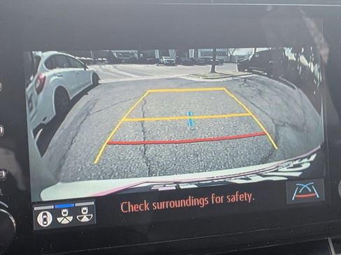 Used 2021 Toyota Sienna Platinum image 14