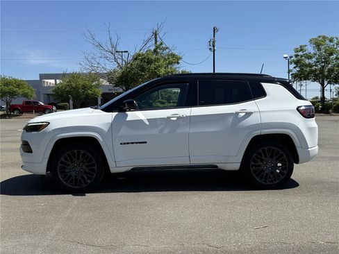 Used 2022 Jeep Compass High Altitude AWD/4WD image 22
