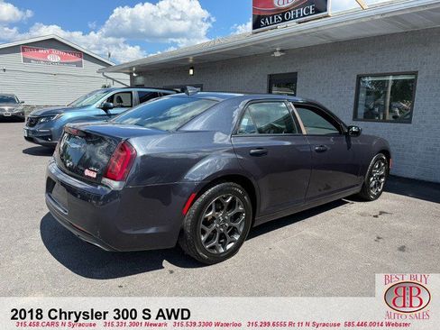 Used 2018 Chrysler 300 S AWD/4WD image 3