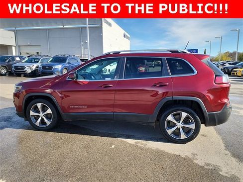 Used 2019 Jeep Cherokee Limited w/ Luxury Group image 6