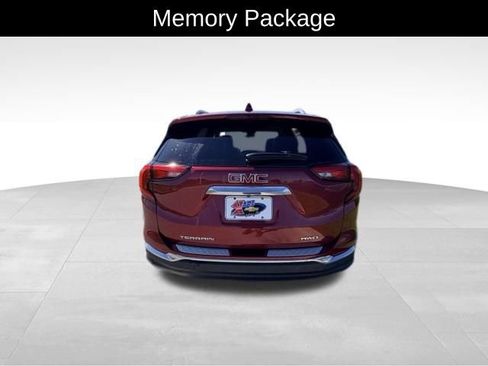 Used 2018 GMC Terrain SLT w/ Preferred Package AWD/4WD image 6