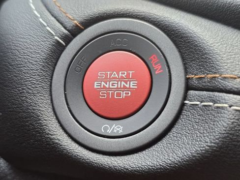 Used 2025 Dodge Durango SRT Hellcat AWD/4WD image 37