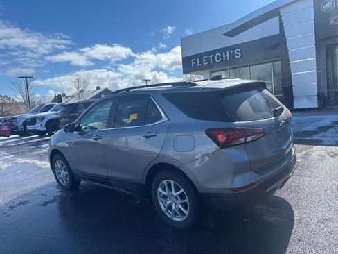 Used 2024 Chevrolet Equinox LT image 8