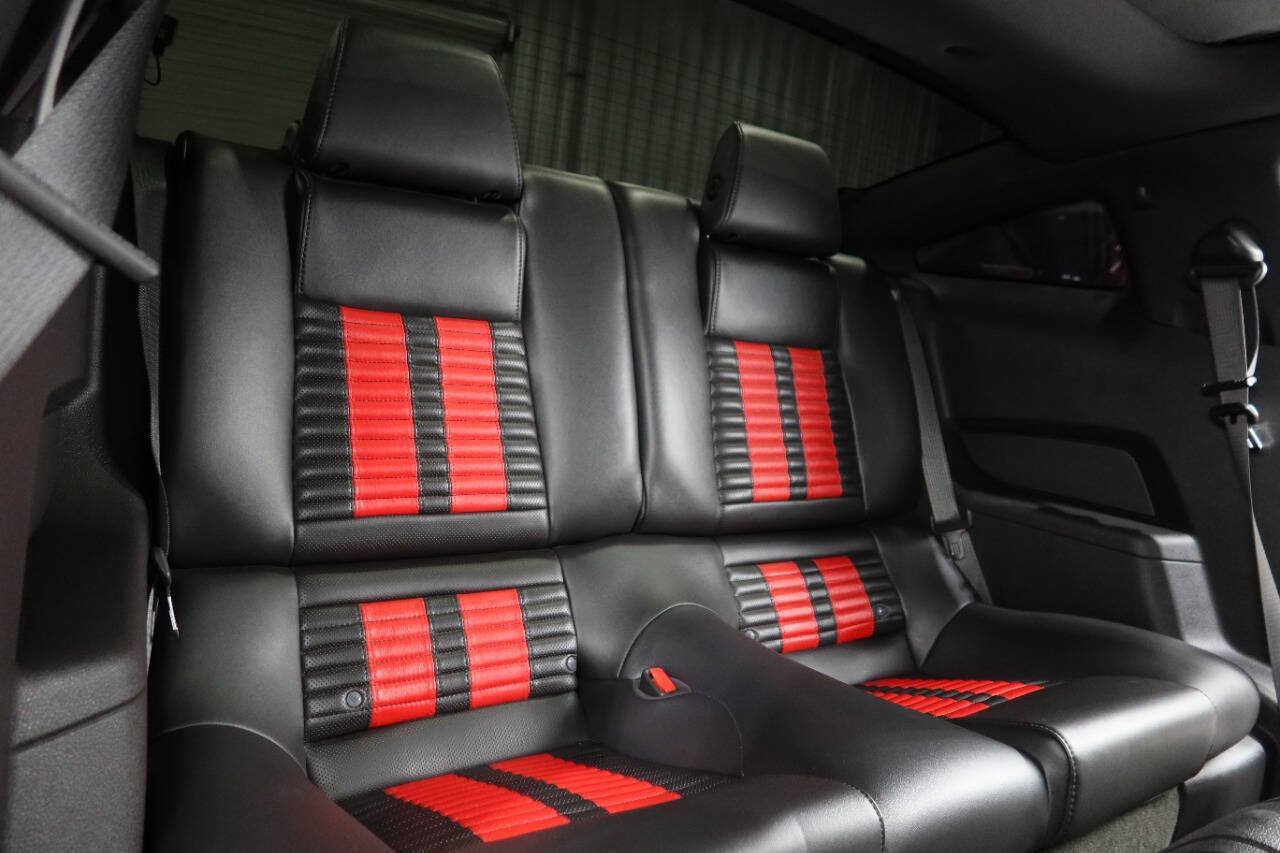 Used 2012 Ford Mustang Shelby GT500 w/ SVT Performance Pkg RWD image 15