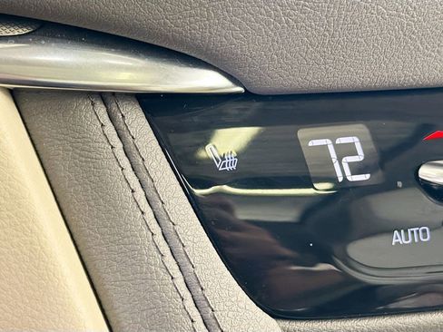 Used 2023 Cadillac XT5 Premium Luxury image 20