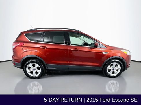 Used 2015 Ford Escape SE w/ Equipment Group 201A AWD/4WD image 9