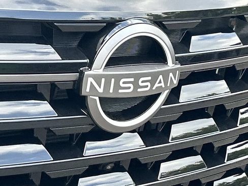 New 2026 Nissan Pathfinder SL FWD image 11