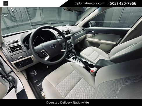 Used 2012 Ford Fusion SE FWD image 17