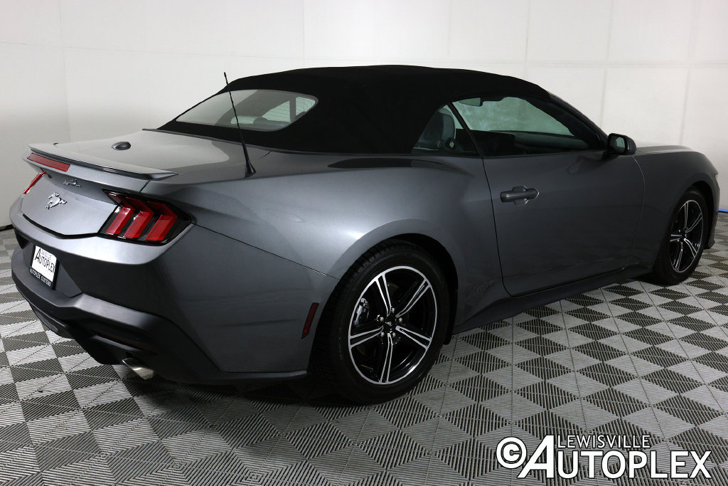 Used 2024 Ford Mustang Premium RWD image 8