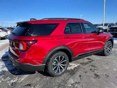 New 2026 Ford Explorer ST-Line AWD/4WD image 4