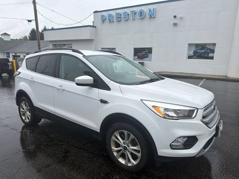 Used 2018 Ford Escape SE AWD/4WD image 2