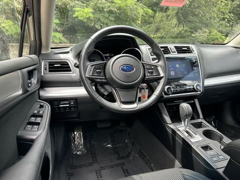 Used 2018 Subaru Outback 2.5i Premium AWD/4WD image 27