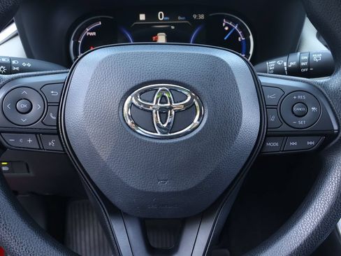 Certified 2025 Toyota RAV4 XLE AWD/4WD image 19