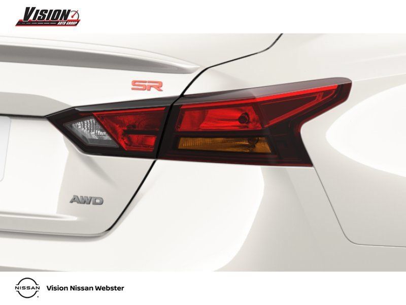 New 2026 Nissan Altima 2.5 SR w/ SR Premium Package AWD/4WD image 12