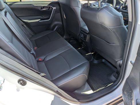Used 2025 Toyota RAV4 XLE Premium FWD image 32