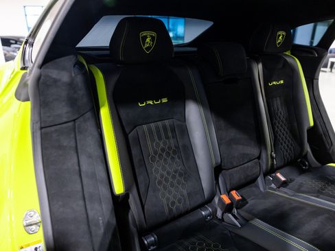 Used 2024 Lamborghini Urus Performante image 33