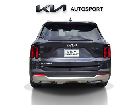 New 2026 Kia Sorento S FWD image 9