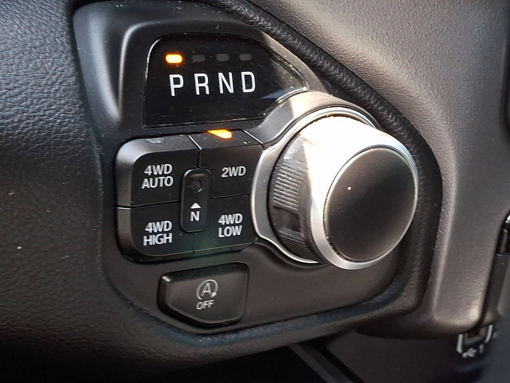 Used 2023 RAM 1500 Big Horn AWD/4WD image 25