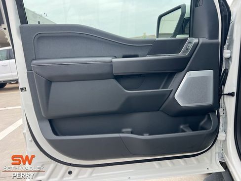 New 2025 Ford F150 Lariat w/ Equipment Group 502A High image 15