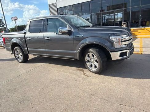 Used 2018 Ford F150 Lariat w/ Equipment Group 502A Luxury AWD/4WD image 5