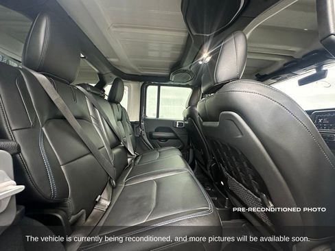 Used 2022 Jeep Wrangler Unlimited Rubicon 4xe w/ Cold Weather Group image 15