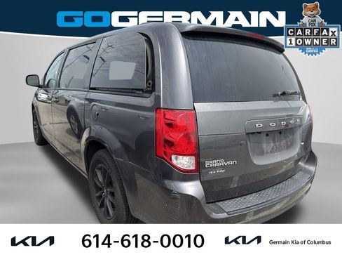 Used 2020 Dodge Grand Caravan SE FWD image 2