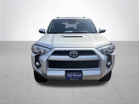 Used 2019 Toyota 4Runner TRD Off-Road Premium AWD/4WD image 2