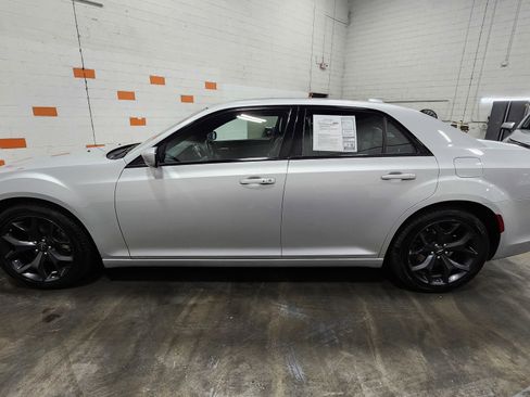 Used 2023 Chrysler 300 S image 15