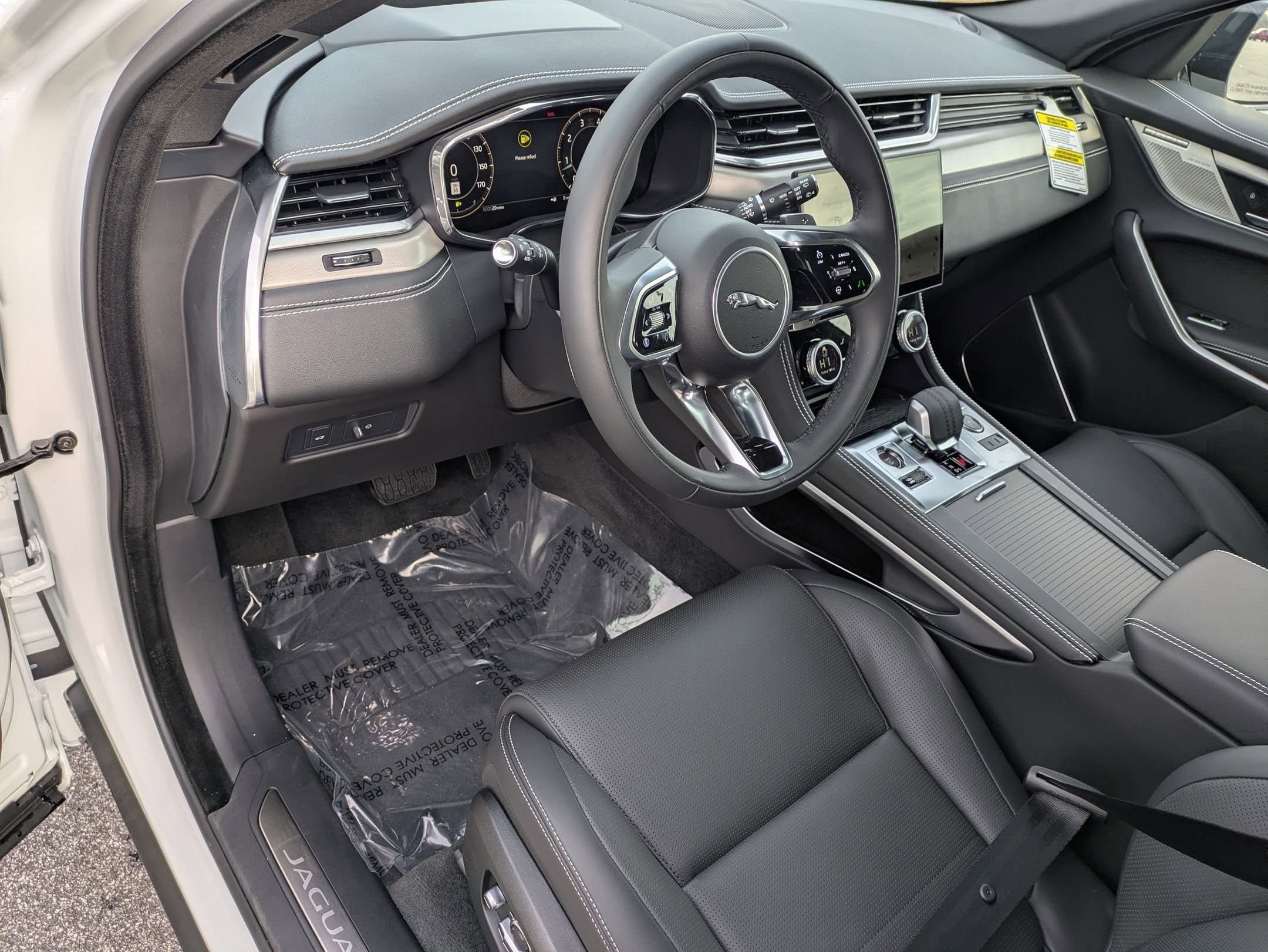 New 2026 Jaguar F-PACE R-Dynamic S AWD/4WD image 9