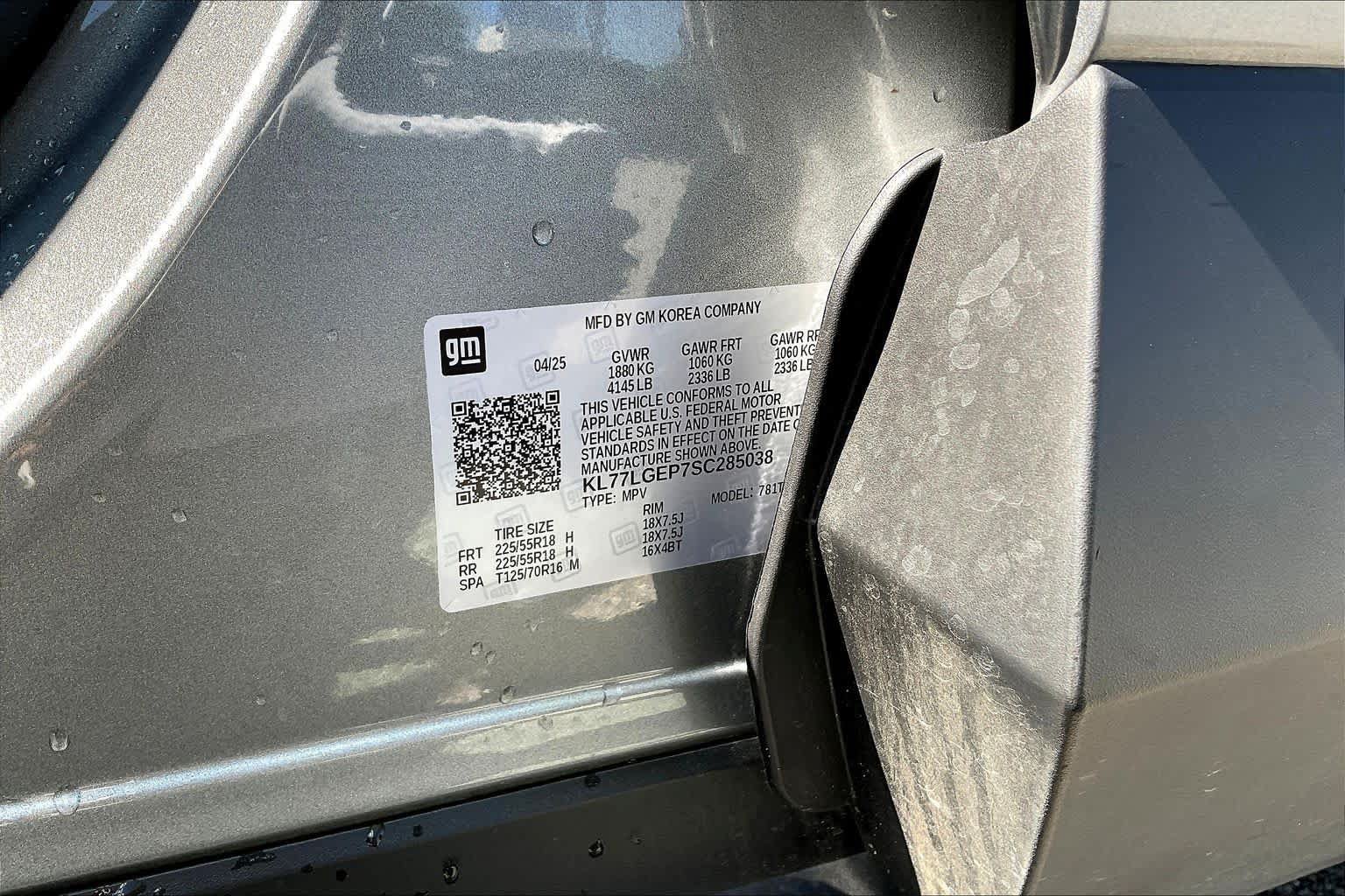 Used 2025 Chevrolet Trax RS w/ Driver Confidence Package FWD image 33