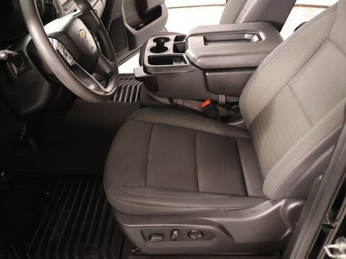 Used 2024 Chevrolet Silverado 1500 Custom AWD/4WD image 10
