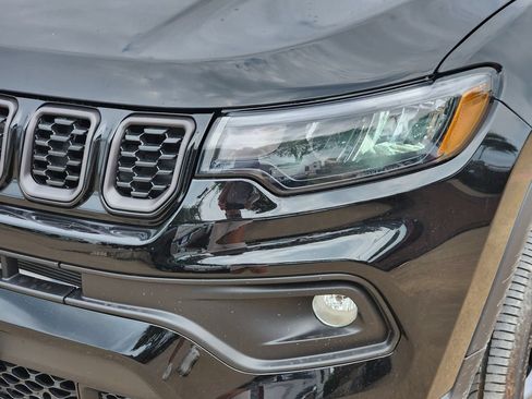 New 2026 Jeep Compass Latitude AWD/4WD image 5
