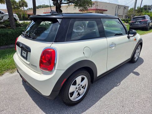 Used 2016 MINI Cooper 2-Door Hardtop FWD image 8