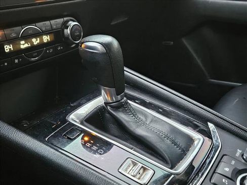 Used 2018 MAZDA CX-5 Touring w/ Preferred Equipment Package image 11